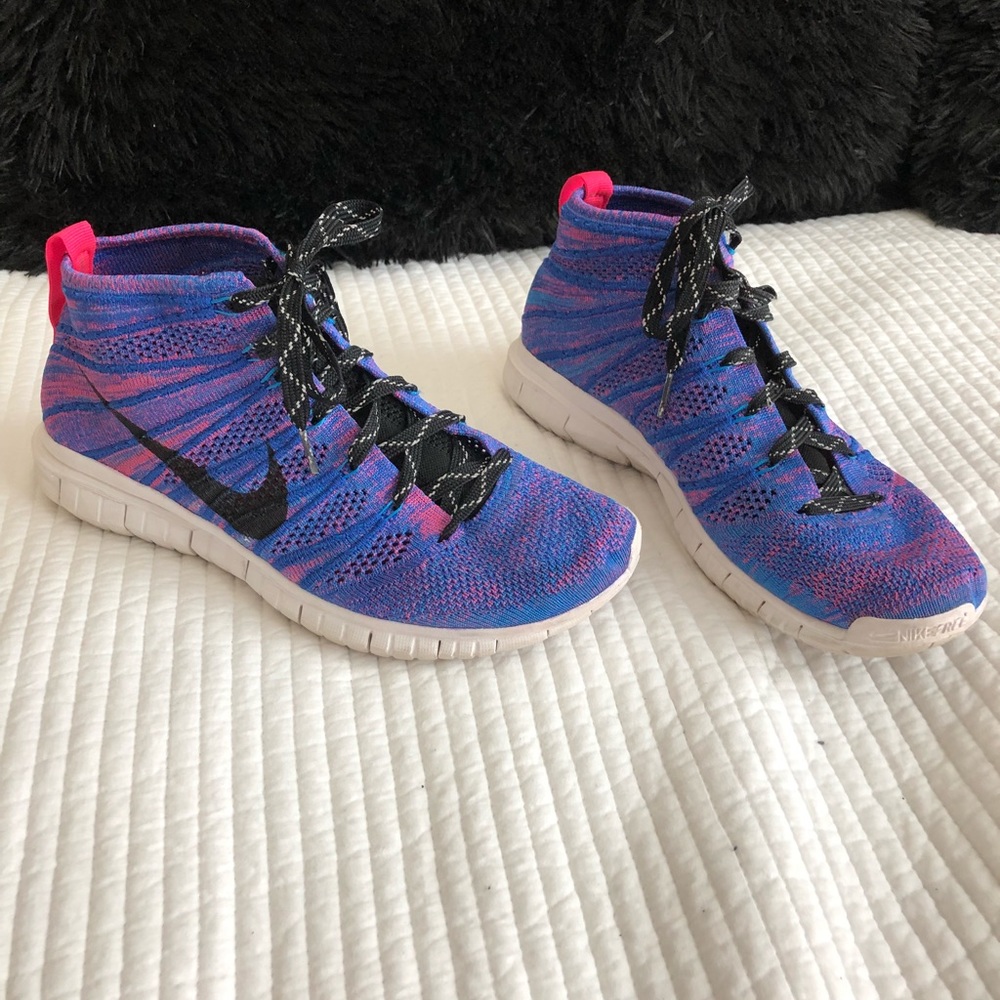 Nike Flyknit Chukka